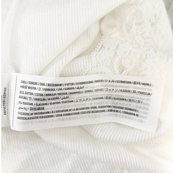 NWOT Hollister California White Lace Trim Ribbed Short Sleeve Top Size M - Picture 4 of 5